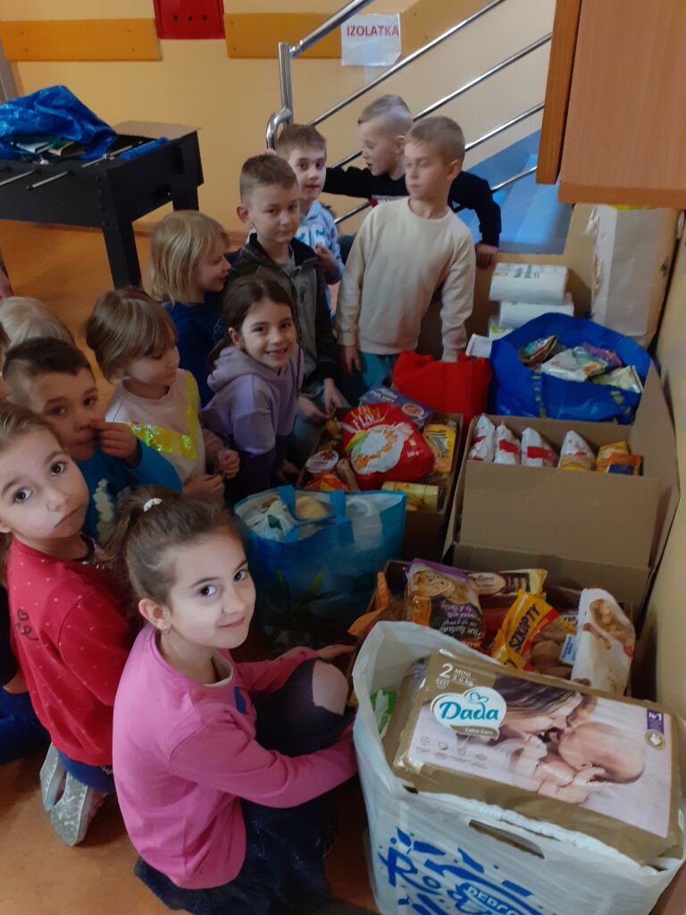 Zbiórka na rzecz potrzebujących rodzin z Ukrainy.