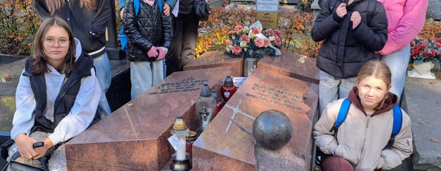 Wycieczka na Powązki